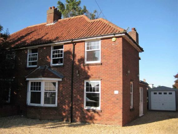 4 Bedroom Semi-Detac...